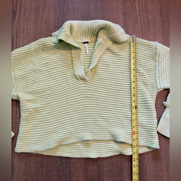 Free People Pullover Sweater-Size Small - Picture 4 of 5